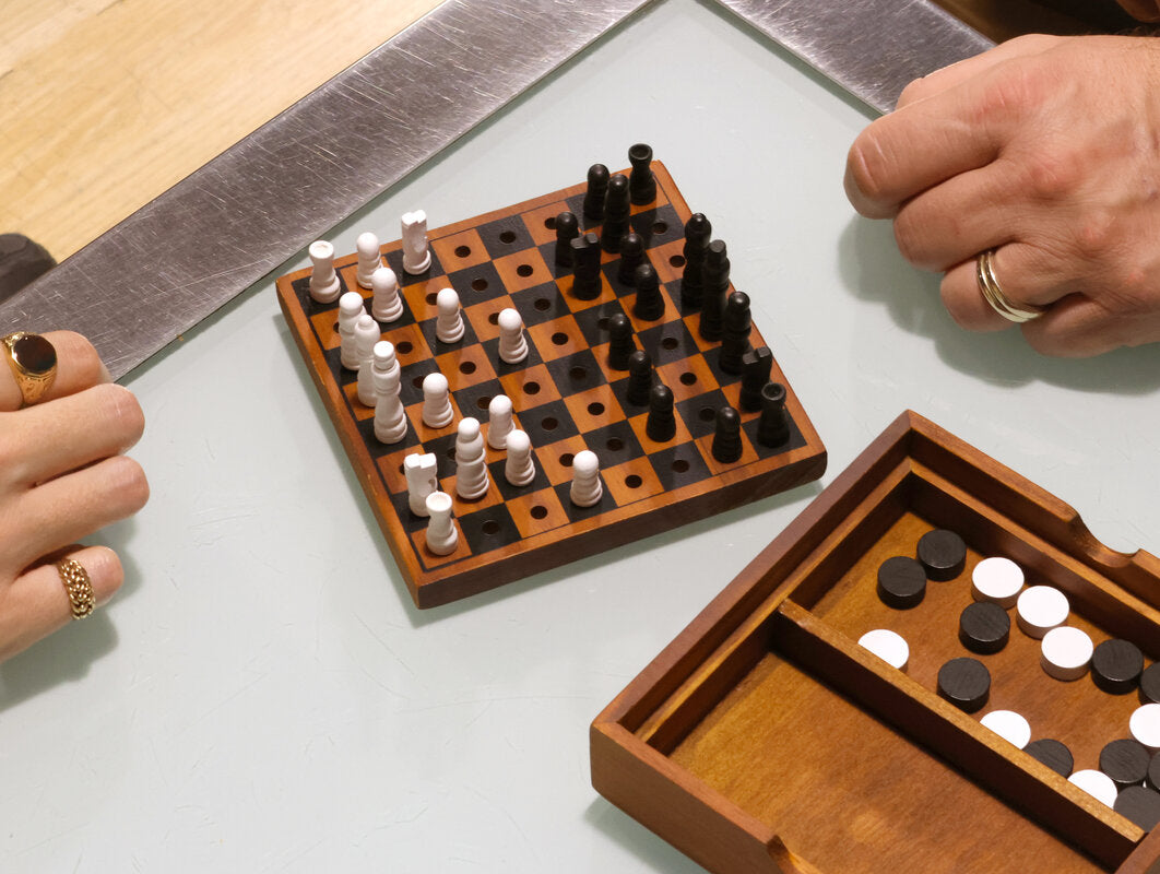 Iron & Glory Checkmate Game