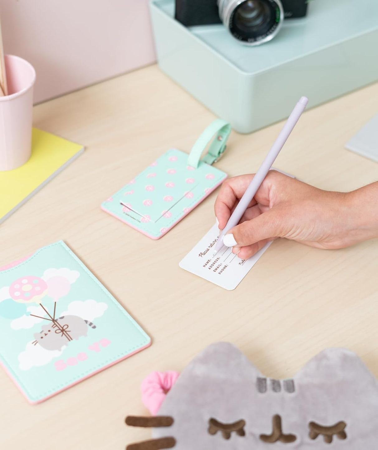 Pusheen Foodie Collection Passport Holder And Luggage Tag