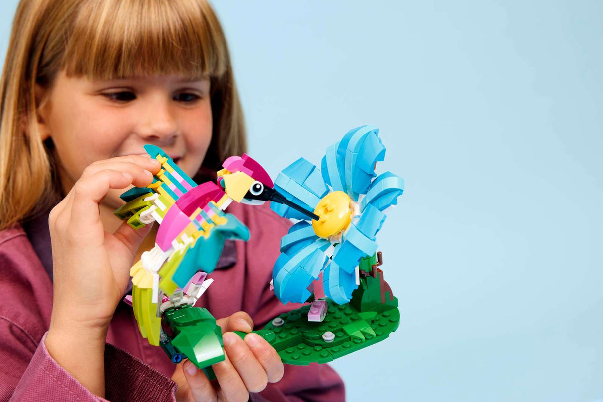 LEGO Creator 3in1 Wild Animals Colourful Hummingbird 31384