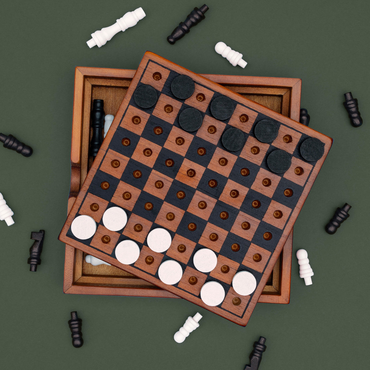Iron & Glory Checkmate Game