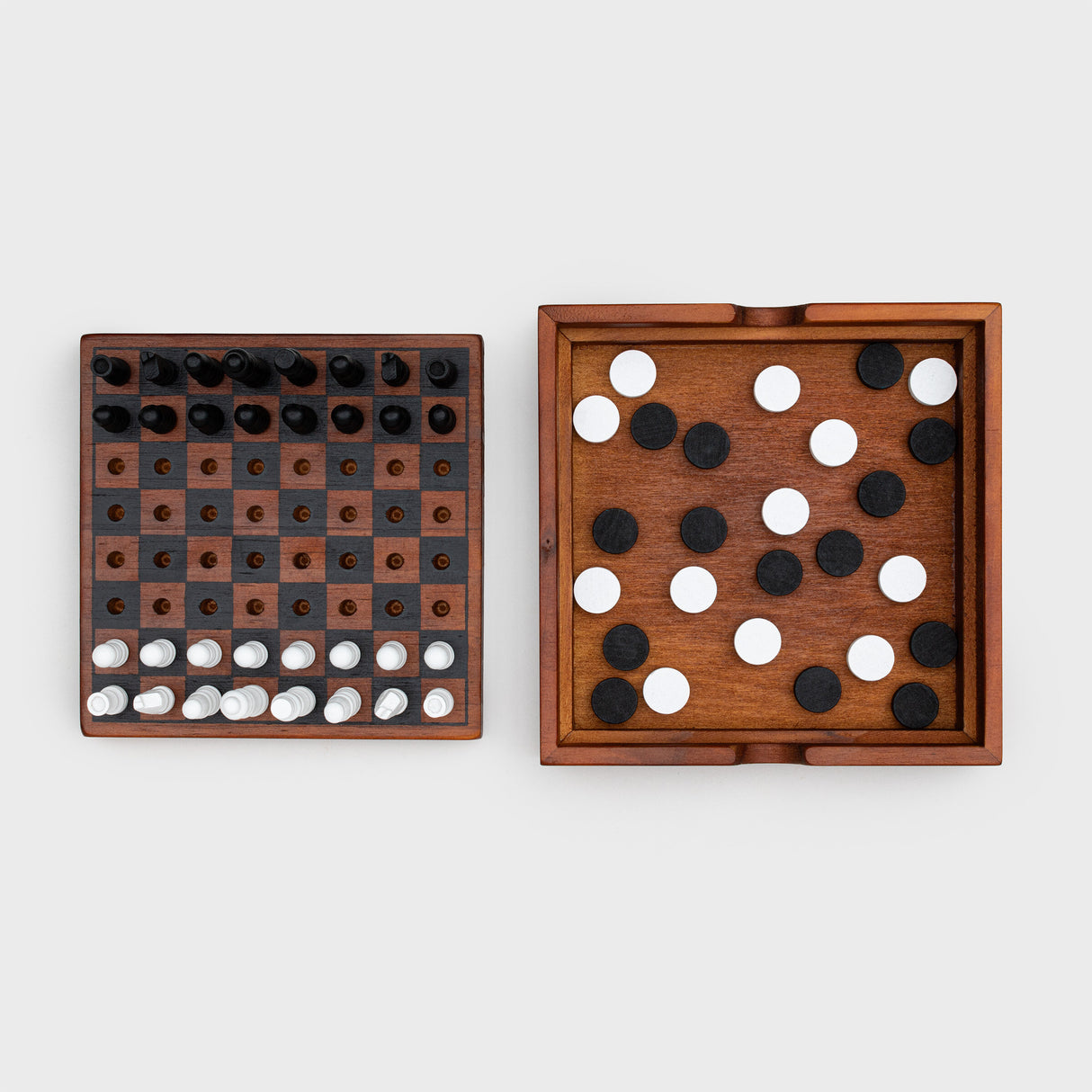 Iron & Glory Checkmate Game