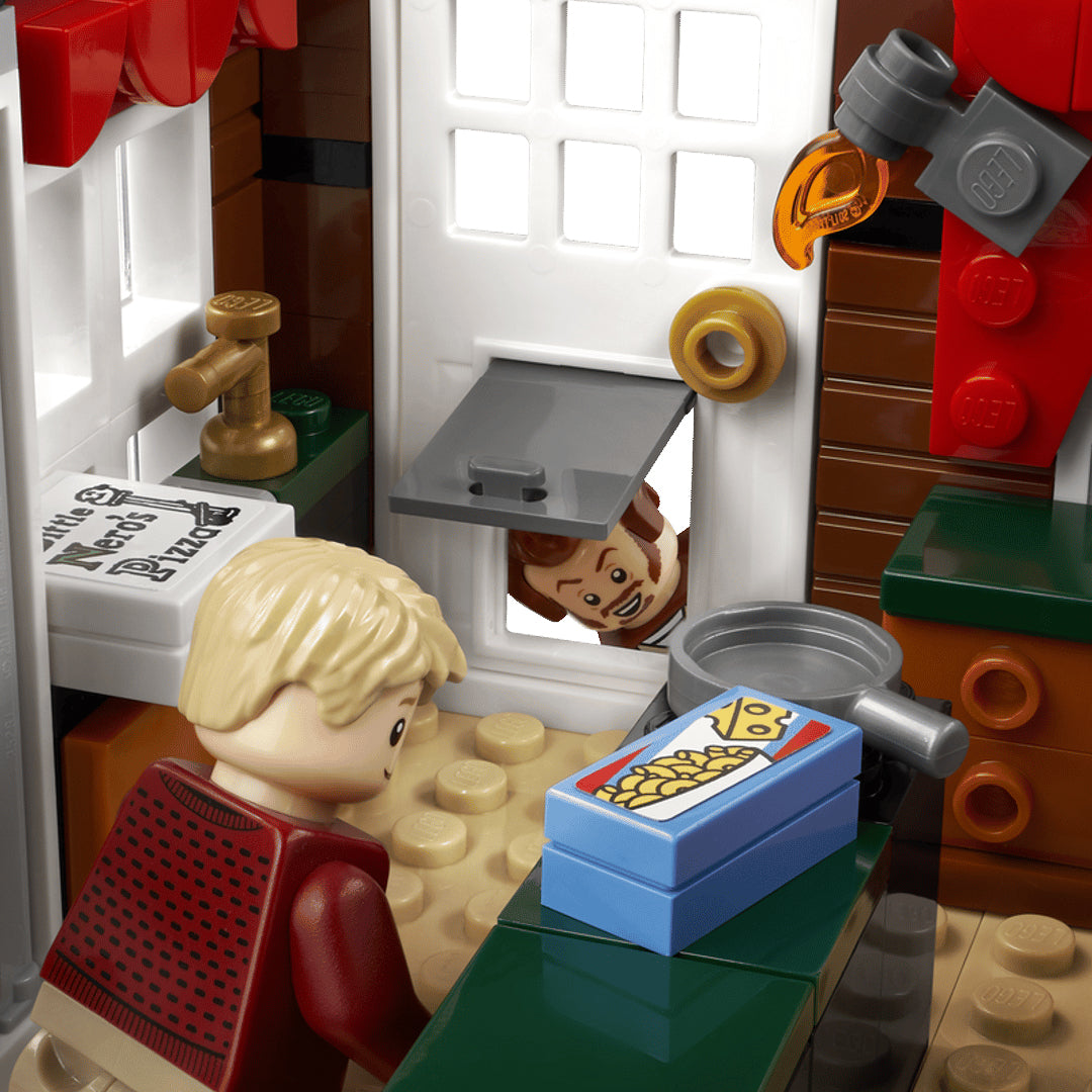 LEGO Ideas: Home Alone McCallisters House Building Set (21330)