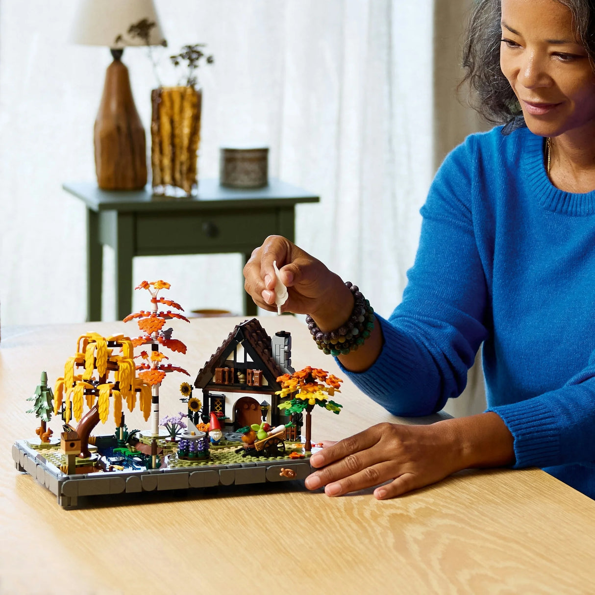 LEGO Icons Autumn Cottage Garden Model Kit for Adults 11372