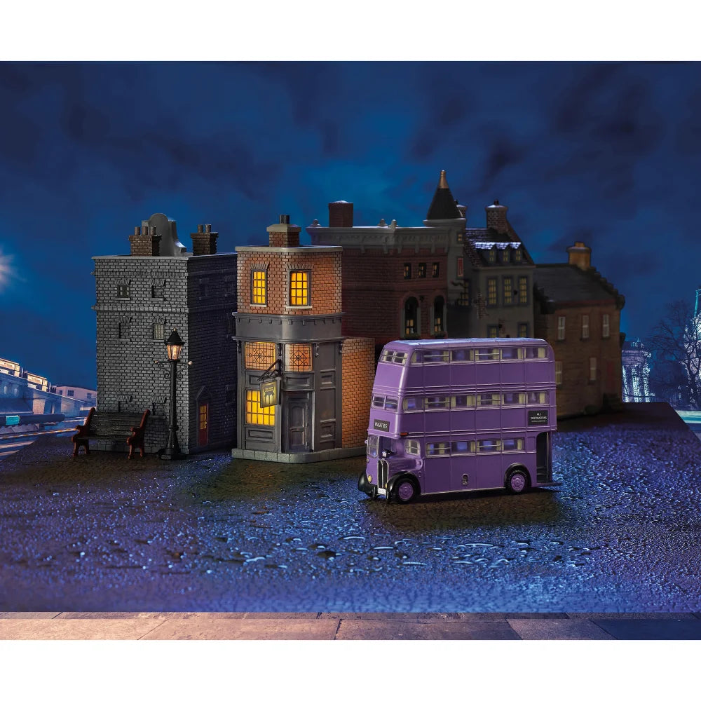 Enesco Harry Potter Illuminated Buildings Knight Bus (11cm)